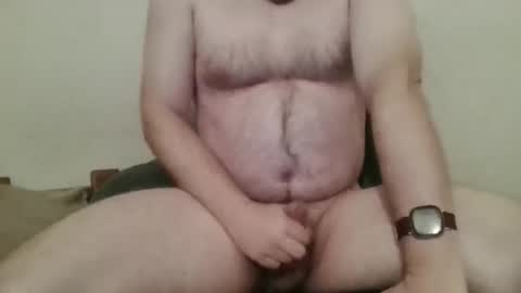 Snapshot of hairychest222141 chatting on October 17, 5:33 am hairychest222141 online show from October 17, 5:33 am