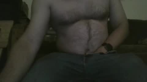 Snapshot of hairychest222141 chatting on October 4, 6:29 am hairychest222141 online show from October 4, 6:29 am