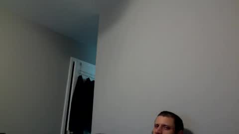 Snapshot of hairydadbod6 chatting on January 15, 2:06 am hairydadbod6 online show from January 15, 2:06 am