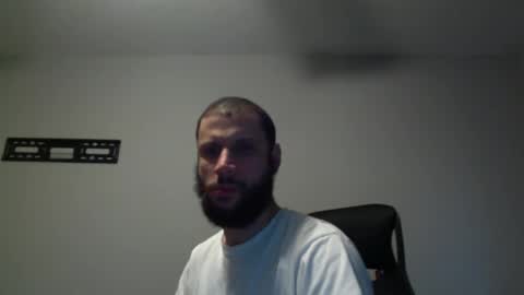 Snapshot of hairydadbod6 chatting on December 31, 12:57 pm hairydadbod6 online show from December 31, 12:57 pm