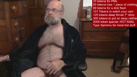 HairyDaddyBear69 online show from June 15, 11:35 am