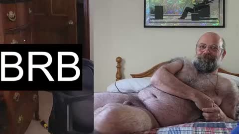 HairyDaddyBear69 online show from June 10, 1:29 am