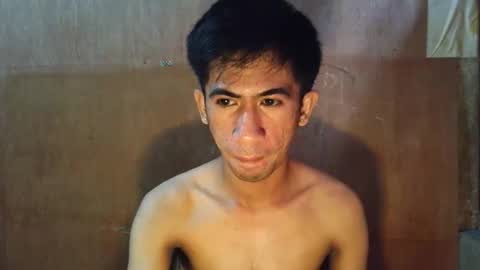 hairyhugecock_22 online show from January 12, 12:03 am