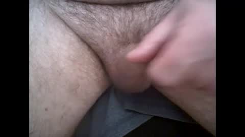Snapshot of hairyman007 chatting on December 16, 10:29 am hairyman007 online show from December 16, 10:29 am