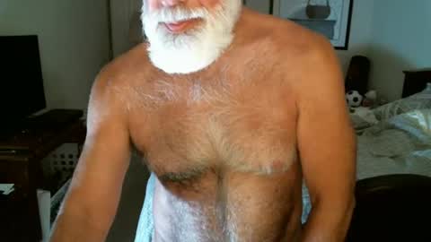 Hairy pecs online show from June 13, 7:17 am