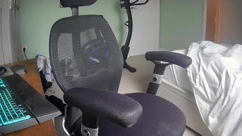 HairySteve online show from October 14, 1:29 pm