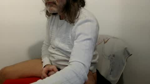 Snapshot of hairytonkas chatting on January 1, 2:20 pm HairyTonkas online show from January 1, 2:20 pm