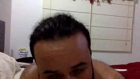 Snapshot of hairyweedman chatting on January 1, 10:00 am NN420 online show from January 1, 10:00 am