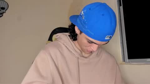 Snapshot of halan_jr chatting on October 21, 1:31 am halan online show from October 21, 1:31 am