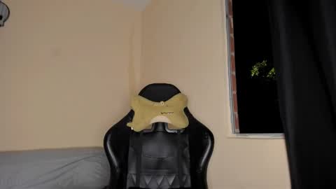 Snapshot of halan_jr chatting on November 2, 7:56 am halan online show from November 2, 7:56 am