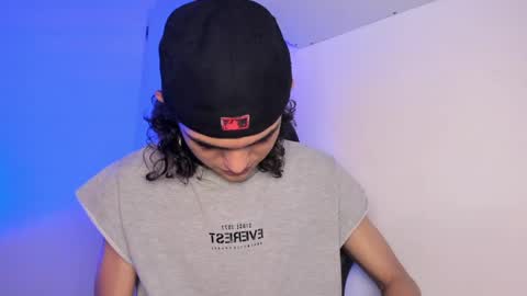 Snapshot of halan_jr chatting on February 19, 5:49 pm halan online show from February 19, 5:49 pm