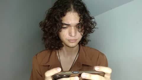 Snapshot of halan_jr chatting on December 17, 7:29 am halan online show from December 17, 7:29 am