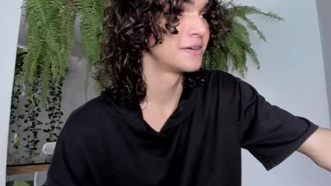 Snapshot of halan_jr chatting on February 18, 7:54 pm halan online show from February 18, 7:54 pm