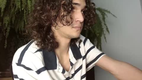 Snapshot of halan_jr chatting on March 7, 6:57 am halan online show from March 7, 6:57 am