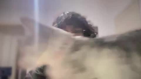 halfblood18 online show from April 5, 1:46 am