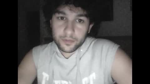 Snapshot of halfblood18 chatting on December 10, 1:51 am halfblood18 online show from December 10, 1:51 am