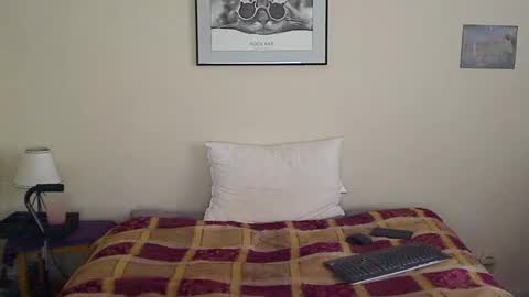 Snapshot of hammerthatthang73 chatting on October 18, 7:30 pm hammerthatthang73 online show from October 18, 7:30 pm