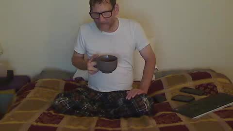 Snapshot of hammerthatthang73 chatting on October 15, 8:22 am hammerthatthang73 online show from October 15, 8:22 am