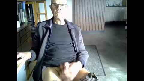 Prefer men 80 online show from March 15, 11:07 am