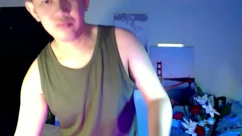 Snapshot of han_davis chatting on October 6, 3:55 am Dem online show from October 6, 3:55 am