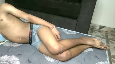 handdickcock99 online show from April 15, 8:09 pm