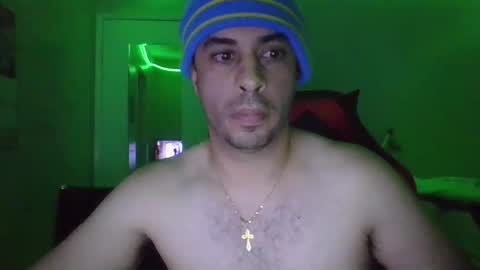 handsome_habibi online show from October 20, 7:12 am