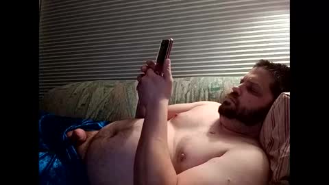 Snapshot of handsomedaddy198923 chatting on October 26, 6:59 am handsomedaddy198923 online show from October 26, 6:59 am