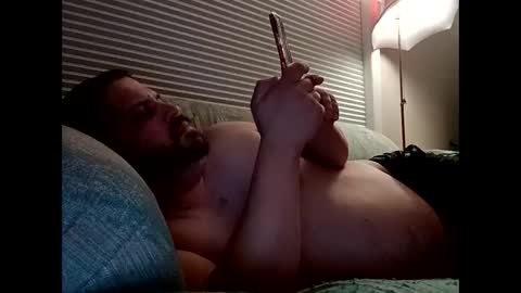 Snapshot of handsomedaddy198923 chatting on September 20, 7:08 am handsomedaddy198923 online show from September 20, 7:08 am