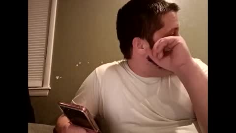 handsomedaddy198923 online show from February 6, 8:11 am