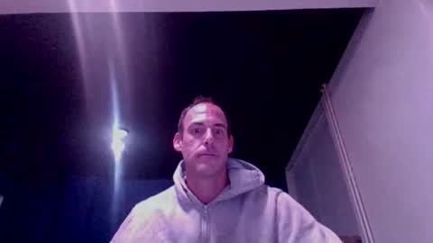 Snapshot of handsomeguy4ever chatting on October 18, 2:27 am handsomeguy4ever online show from October 18, 2:27 am