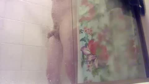 Snapshot of handsumload_11 chatting on September 14, 12:23 am handsumload_11 online show from September 14, 12:23 am