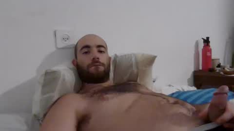Snapshot of handyboy991 chatting on September 27, 9:01 pm handyboy991 online show from September 27, 9:01 pm
