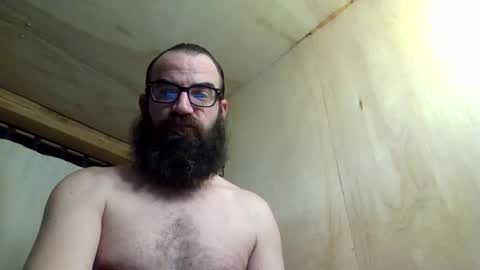 handywoody online show from February 11, 12:04 am