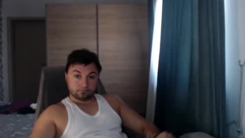 Snapshot of hankmalone chatting on October 29, 5:32 am HankMalone online show from October 29, 5:32 am