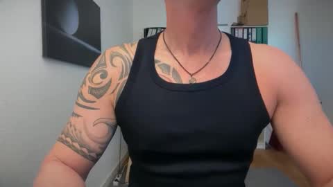 hanky online show from April 8, 6:13 am