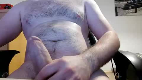 Snapshot of hannisch chatting on January 6, 12:48 am hannisch online show from January 6, 12:48 am