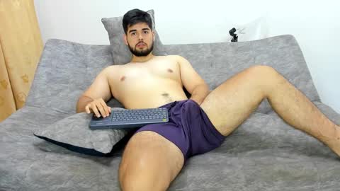 Snapshot of hans_fox03 chatting on October 17, 10:03 pm Hans online show from October 17, 10:03 pm