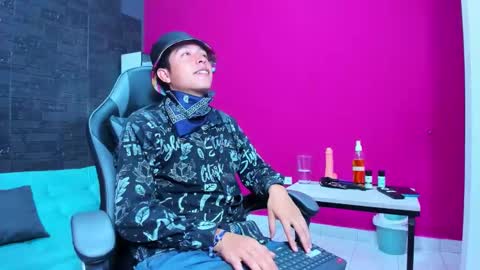 Hansel online show from February 4, 12:11 pm