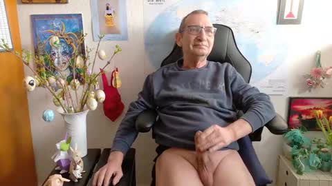 Snapshot of hansi63 chatting on March 9, 7:12 am charly online show from March 9, 7:12 am