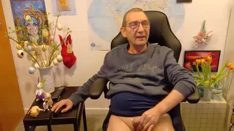 Snapshot of hansi63 chatting on March 9, 6:21 pm charly online show from March 9, 6:21 pm