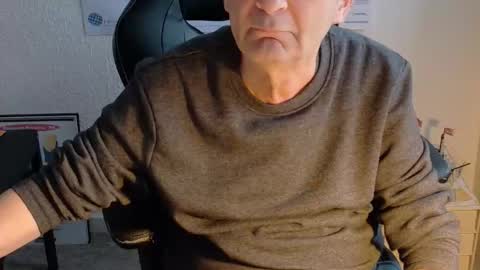 charly online show from November 27, 11:47 am