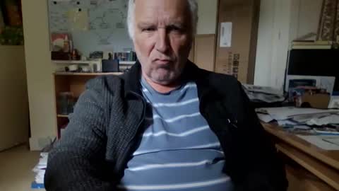 Snapshot of hantsman62730226 chatting on October 23, 12:52 pm hantsman62730226 online show from October 23, 12:52 pm