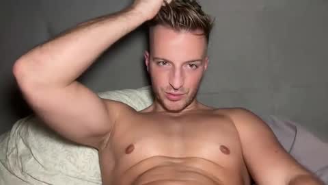 hanzlagerfelt online show from October 7, 12:59 am