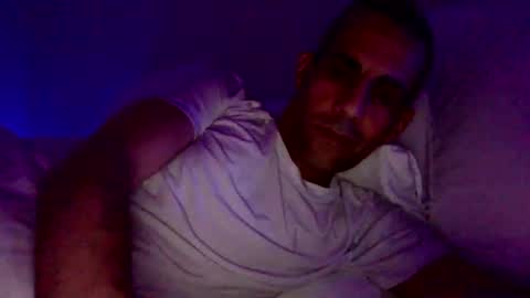 Snapshot of happy2334 chatting on September 14, 3:14 pm skysky6969 online show from September 14, 3:14 pm