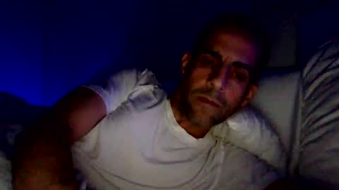 Snapshot of happy2334 chatting on January 1, 12:55 pm skysky6969 online show from January 1, 12:55 pm