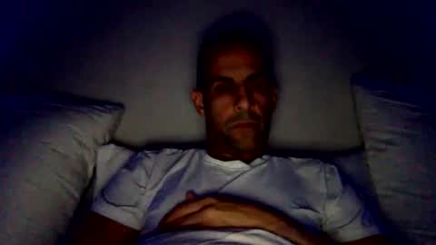 Snapshot of happy2334 chatting on December 25, 12:58 pm skysky6969 online show from December 25, 12:58 pm