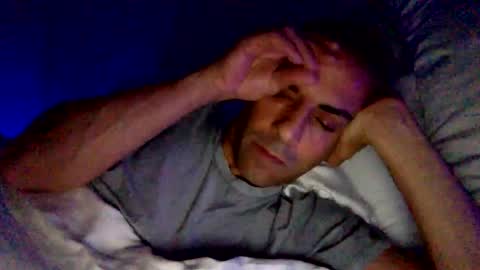 Snapshot of happy2334 chatting on January 26, 4:20 pm skysky6969 online show from January 26, 4:20 pm