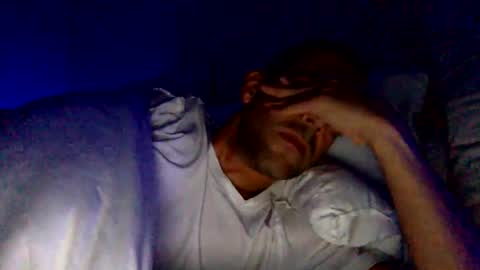 Snapshot of happy2334 chatting on December 22, 3:11 pm skysky6969 online show from December 22, 3:11 pm
