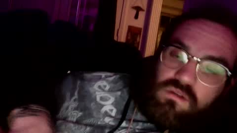 Happy Hippies online show from February 22, 5:31 am