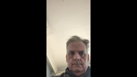 happybot2010 online show from April 11, 6:22 pm